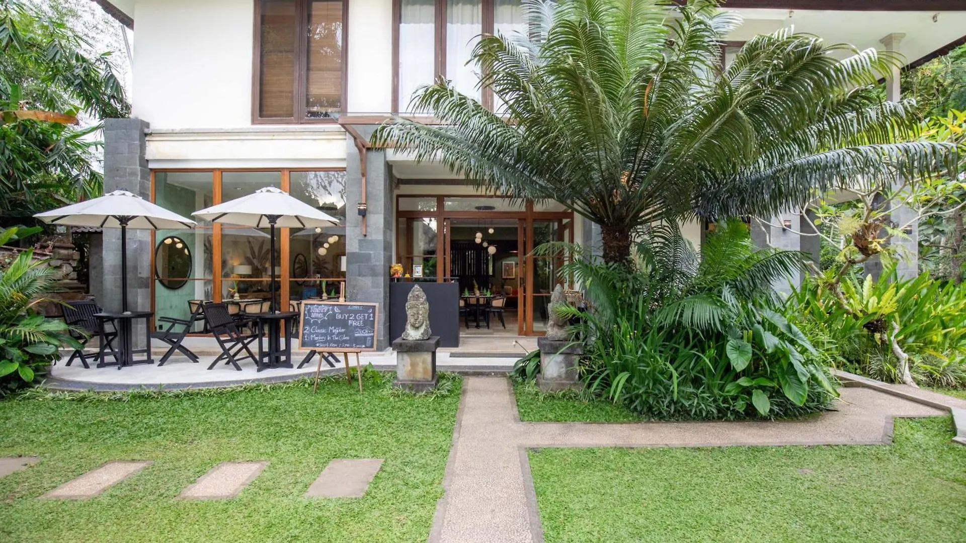 Suara Air Luxury Villa Ubud