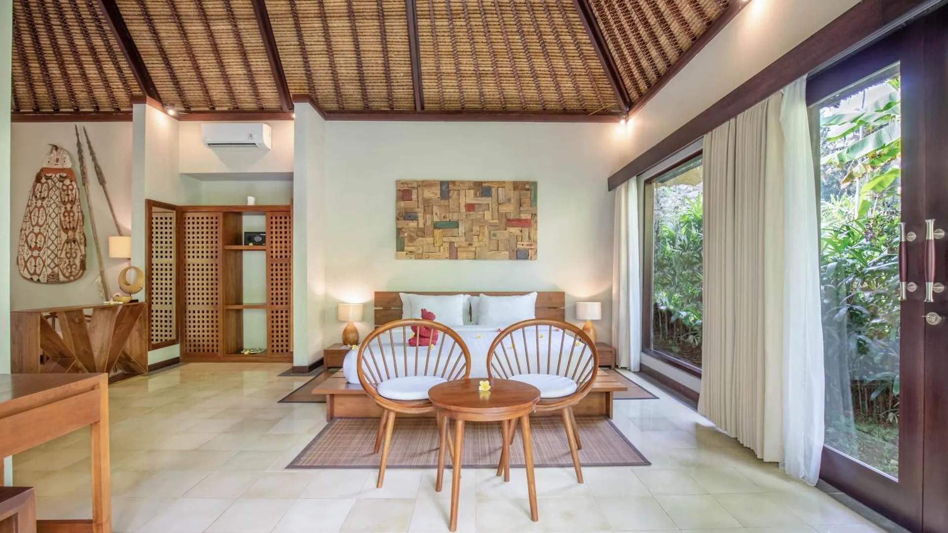 Suara Air Luxury Villa Ubud 0*,